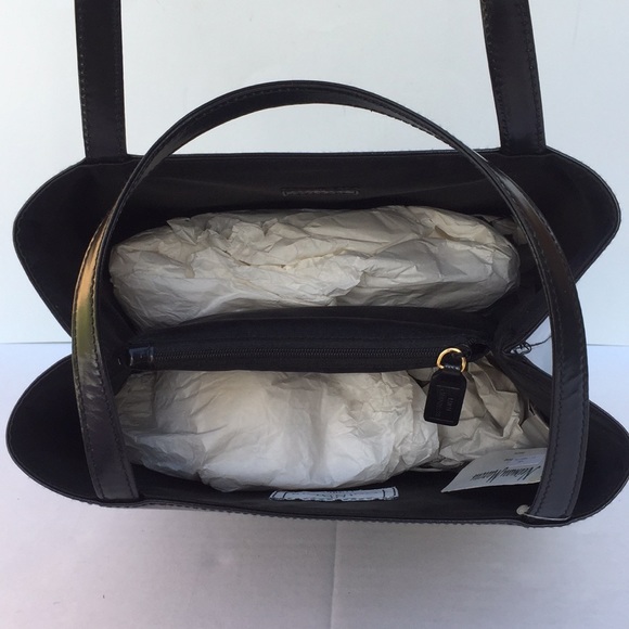 NWT Lulu Guinness RARE Embossed Bag - Picture 6 of 11